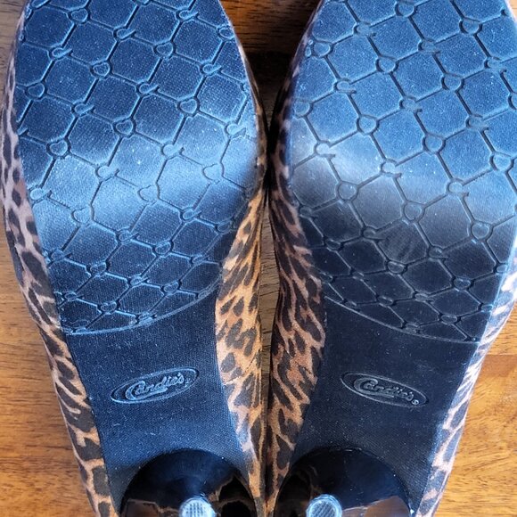 Candies ~ Sz 7 ~ Platform Pumps w/Stiletto Heel ~ NWOT - Picture 9 of 11